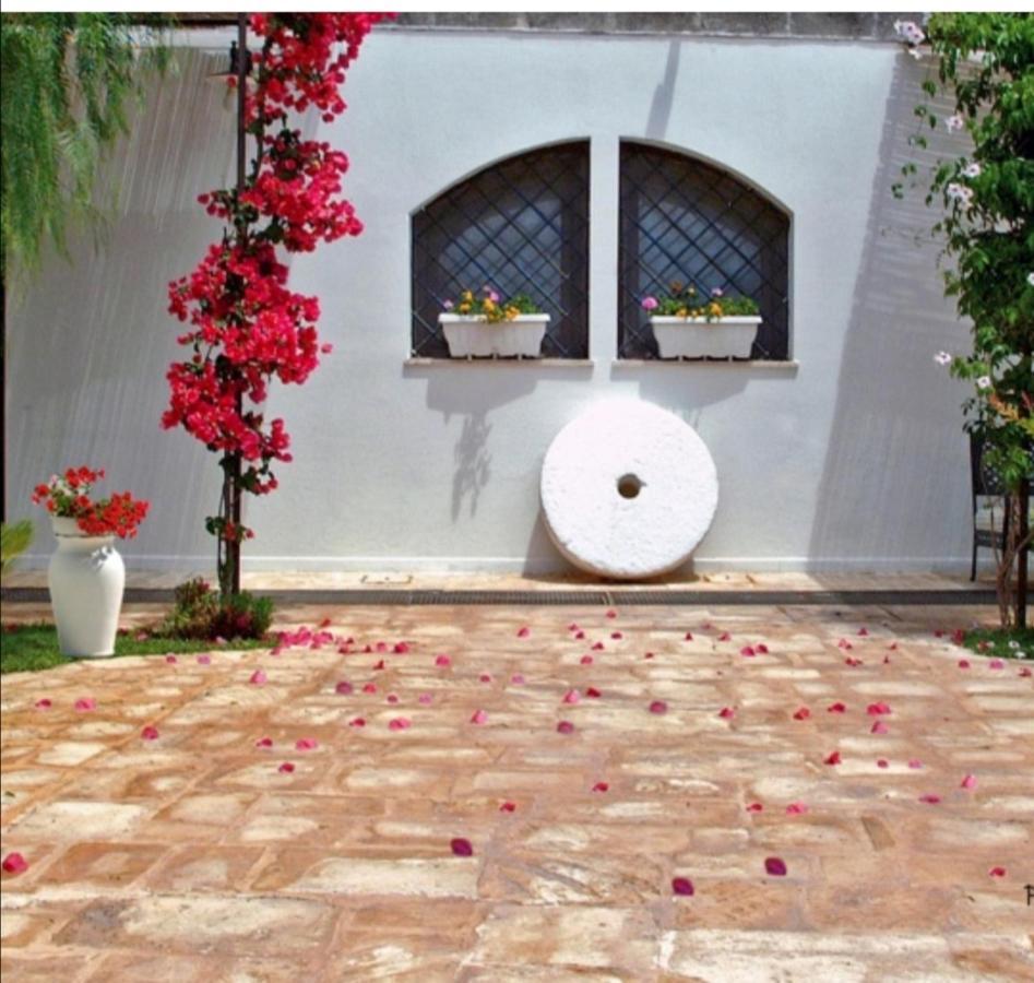 Room In Bb - Stunning Quadruple Room In Ancient Masseria Near The Sea In A Quiet Olive Trees Ostuni Exterior foto